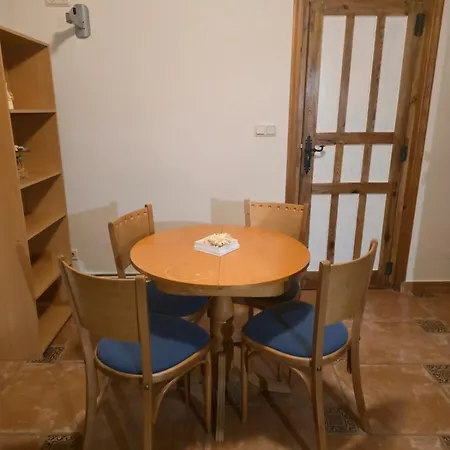 Hotel Villacampa Nocito